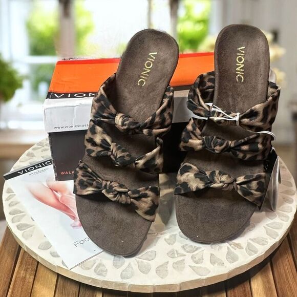 Vionic Park Rizzo Orthotic Comfort Leopard Wedge Sandals Women’s Size 8 NIB - Picture 5 of 10